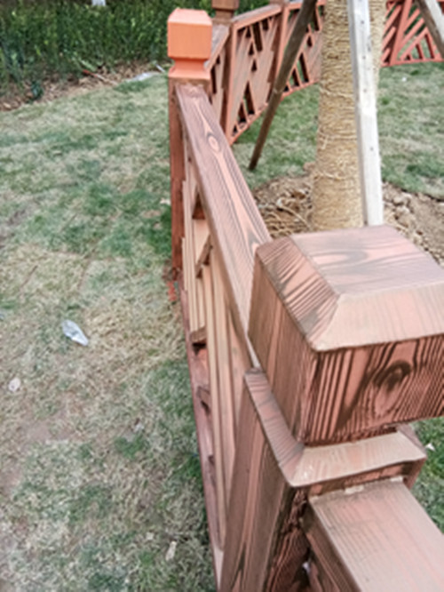 张家界钢结构护栏仿木纹项目